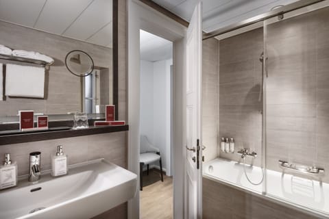 Suite, 1 King Bed, Terrace, Lake View | Bathroom | Eco-friendly toiletries, hair dryer, bathrobes, slippers