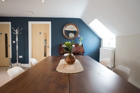 Deluxe Suite, 2 Bedrooms | Premium bedding, desk, iron/ironing board, free WiFi