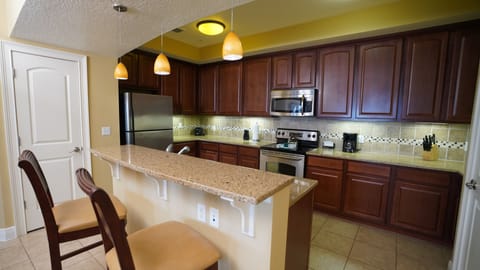 Condo, 3 Bedrooms (2 King &  2 Twin Beds) | Private kitchen | Full-size fridge, microwave, coffee/tea maker