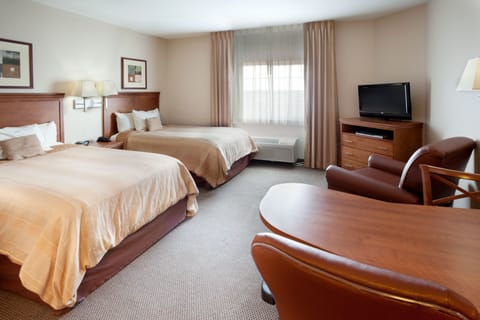 In-room safe, desk, iron/ironing board, rollaway beds