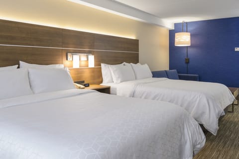 Standard Room, Multiple Beds | Egyptian cotton sheets, premium bedding, pillowtop beds, in-room safe