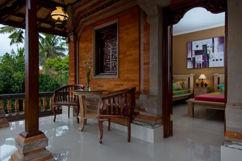 Standard Twin Room | Terrace/patio