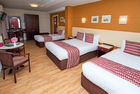 Standard Family Room | In-room safe, iron/ironing board, free WiFi, bed sheets