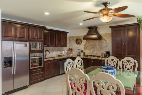 Deluxe Villa, 2 Bedrooms, Ocean View, Poolside | Private kitchen | Coffee/tea maker