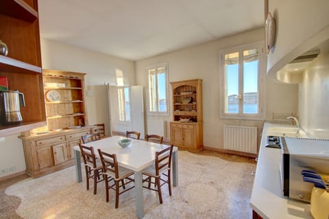 Apartment, 2 Bedrooms | Private kitchen | Fridge, microwave, oven, stovetop