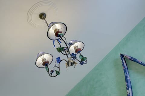 Apartment, 2 Bedrooms | 2 bedrooms, desk, free WiFi