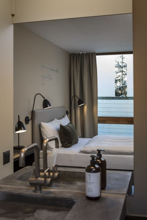 Superior Room M+ | Bathroom | Shower, free toiletries, hair dryer, towels