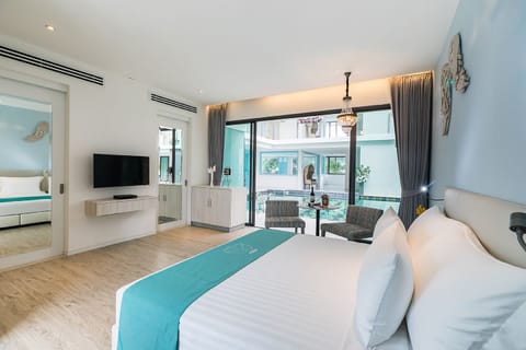 Deluxe Double Room, Pool Access | In-room safe, desk, blackout drapes, free WiFi