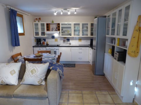 Superior Apartment, 2 Bedrooms | Private kitchen | Fridge, microwave, oven, stovetop