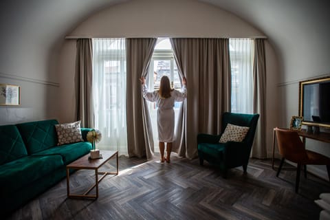 Junior Studio Suite, 1 Bedroom, City View | View from room