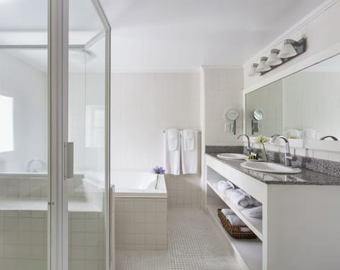 Suite, 2 Queen Beds, Mountain View (Ingrid Bergman) | Bathroom | Shower, free toiletries, hair dryer, bathrobes