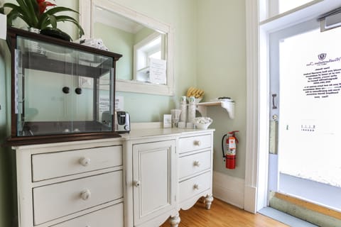 Free continental breakfast