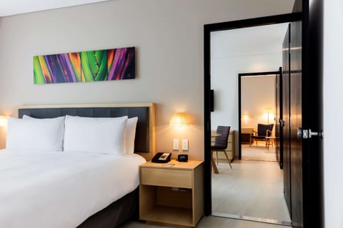 Suite, 1 Bedroom, Non Smoking | Premium bedding, minibar, in-room safe, desk