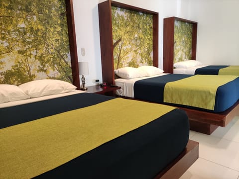 Business Triple Room, 1 Bedroom | Premium bedding, in-room safe, iron/ironing board, rollaway beds