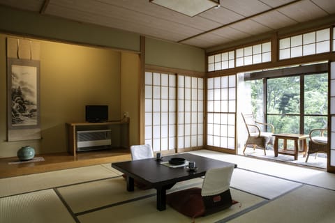 Deluxe Japanese Style Room, Non Smoking	 | Down comforters, in-room safe, desk, laptop workspace