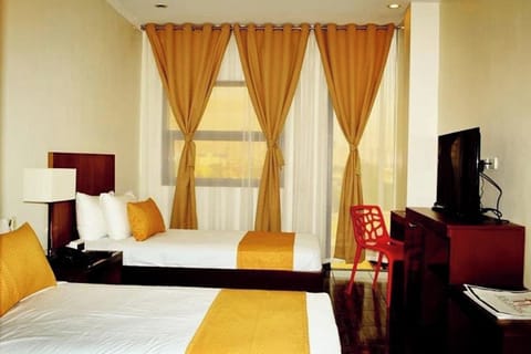 Deluxe Twin Room | Desk, free WiFi, bed sheets