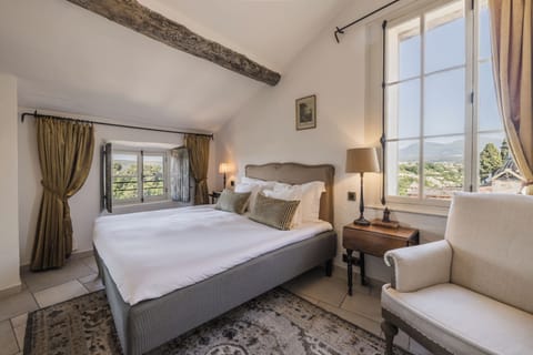 Junior Suite | Premium bedding, memory foam beds, minibar, in-room safe