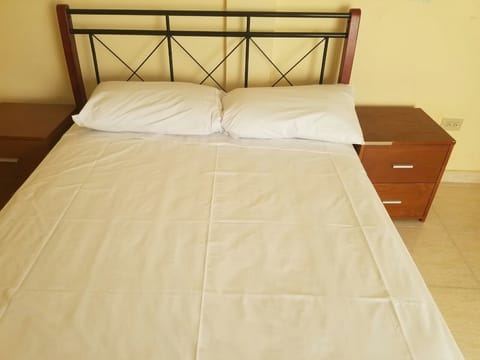 Standard Room | Laptop workspace, iron/ironing board, free WiFi, bed sheets