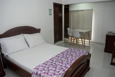 Standard Room | Free WiFi, bed sheets