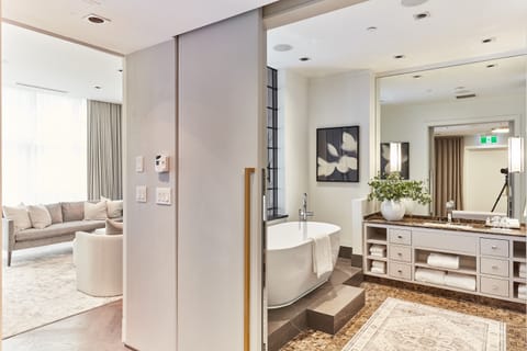 Luxury Penthouse, 2 Bedrooms, Kitchen, Partial Sea View (Halo) | 1 bedroom, premium bedding, down comforters, pillowtop beds