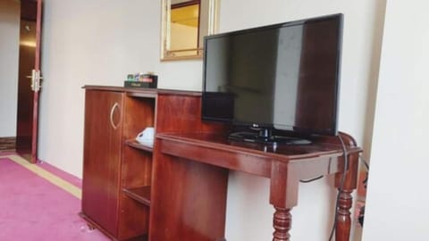 Desk, iron/ironing board, cribs/infant beds, rollaway beds