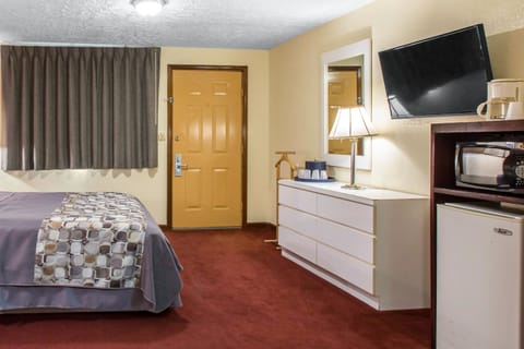 In-room safe, desk, iron/ironing board, free rollaway beds