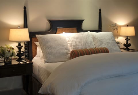 Luxury Room, Non Smoking (California king bed) | Egyptian cotton sheets, premium bedding, down comforters, pillowtop beds