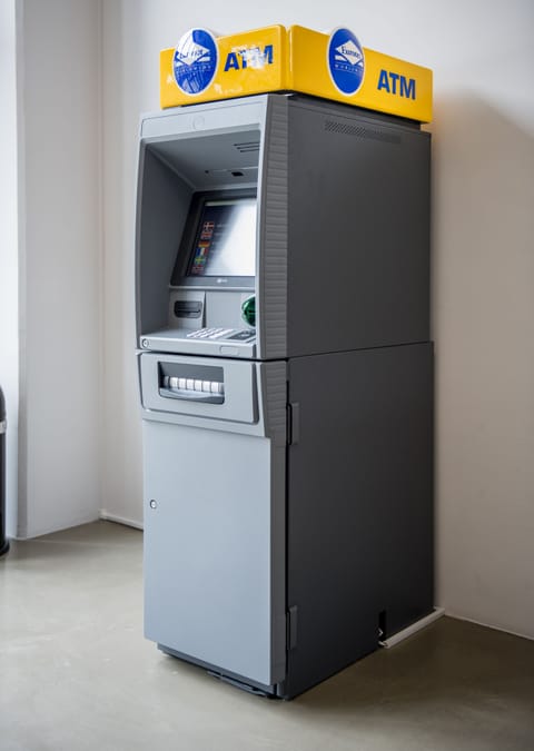 ATM/banking on site