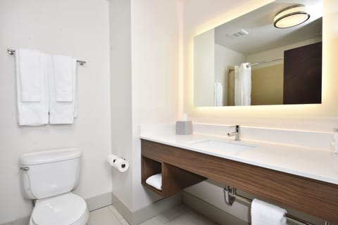 Standard Room, 2 Queen Beds | Bathroom | Combined shower/tub, hair dryer, towels