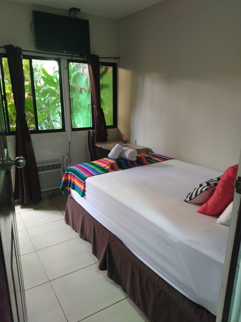 Junior Single Room | 5 bedrooms, in-room safe, individually decorated, individually furnished