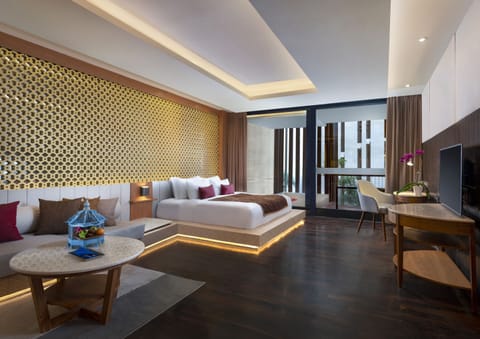 1 bedroom, premium bedding, memory foam beds, minibar