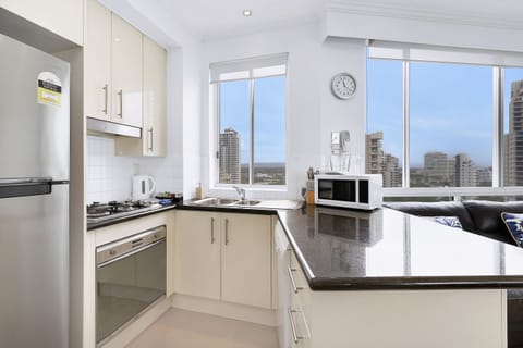 One Bedroom Ocean Superior | Private kitchen | Full-size fridge, microwave, oven, stovetop