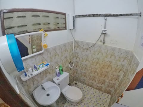Shared Dormitory | Bathroom | Shower, hair dryer, towels