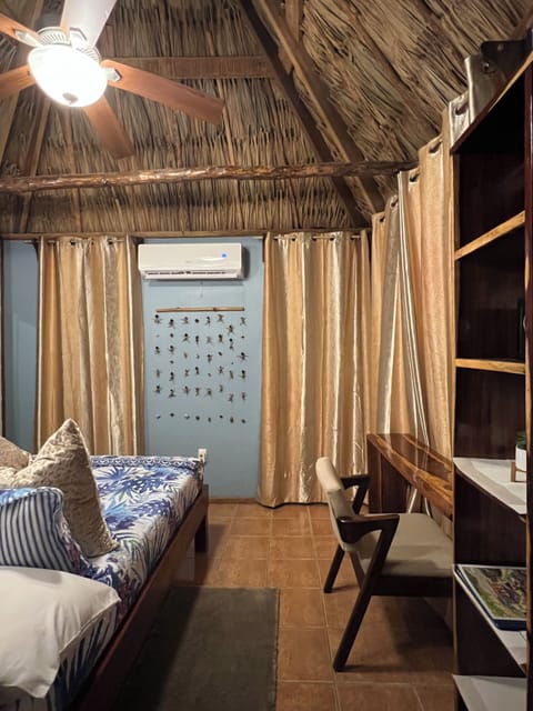 Cabana Casita #11 | Individually furnished, free WiFi, bed sheets