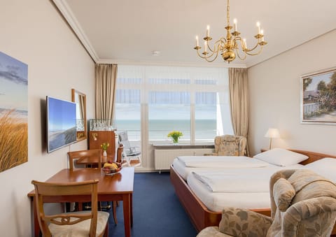 Double Room, Sea View | Premium bedding, minibar, in-room safe, desk