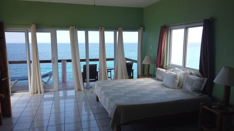 Suite, Sea View (Cliffedge Suite - Upper Level) | Premium bedding, Tempur-Pedic beds, in-room safe, blackout drapes