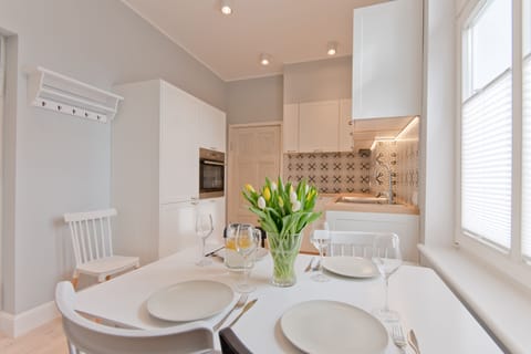 Apartment | Private kitchen | Fridge, microwave, oven, stovetop