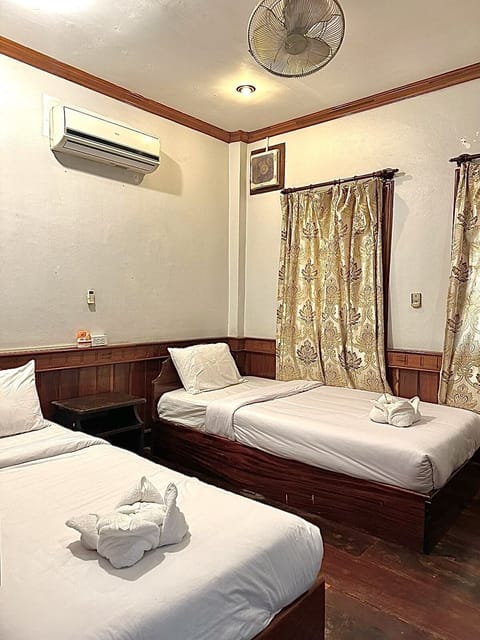 Standard Twin Room | Free WiFi