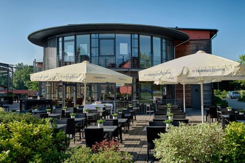 Local and international cuisine