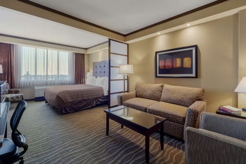 Suite, 1 King Bed, Non Smoking (Walk-in Shower) | Premium bedding, pillowtop beds, individually decorated