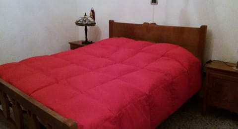 Panoramic Cottage, Hill View (Calendula) | 1 bedroom, premium bedding, down comforters, individually decorated