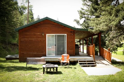 Cabin 1 | Individually decorated, individually furnished