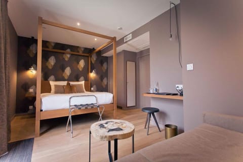 In-room safe, desk, iron/ironing board, free cribs/infant beds