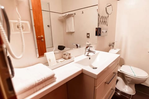 Family Suite, 1 King Bed, Non Smoking, Bathtub (with Sofabed) | Bathroom | Deep soaking tub, rainfall showerhead, hair dryer, bathrobes