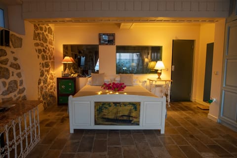 Suite with Private Garden and Private Pool | Minibar, in-room safe, soundproofing, iron/ironing board