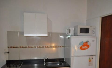 Comfort Studio | Private kitchen | Microwave, toaster, cookware/dishes/utensils