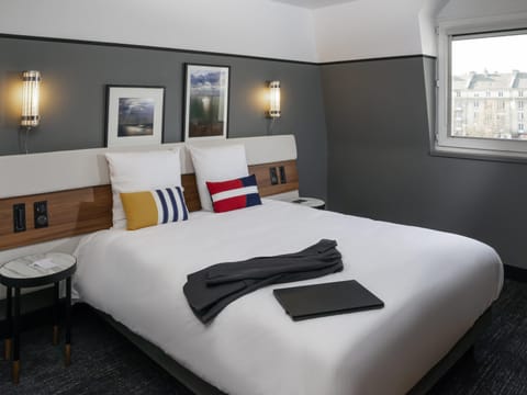 Minibar, in-room safe, desk, blackout drapes