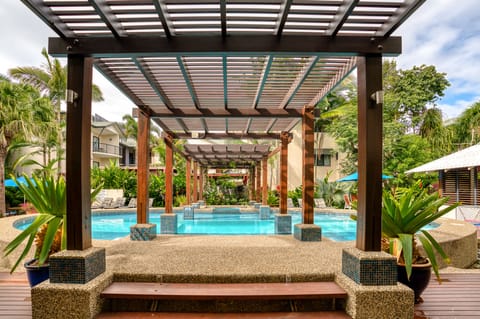 Outdoor pool, pool umbrellas, sun loungers