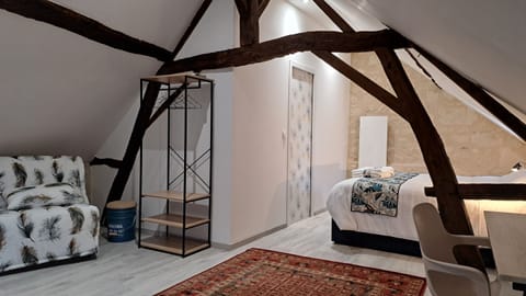 Design Studio, Terrace ("Le Petit Magnan")