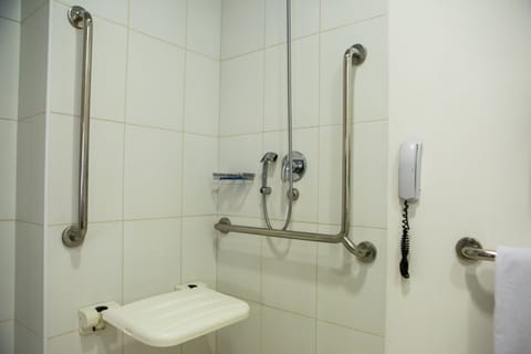 Standard Room, 1 Double Bed, Accessible | Bathroom | Shower, eco-friendly toiletries, towels